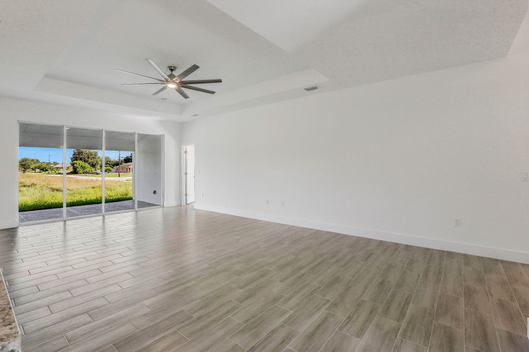 2900 51st St SW, Lehigh Acres, FL 33976