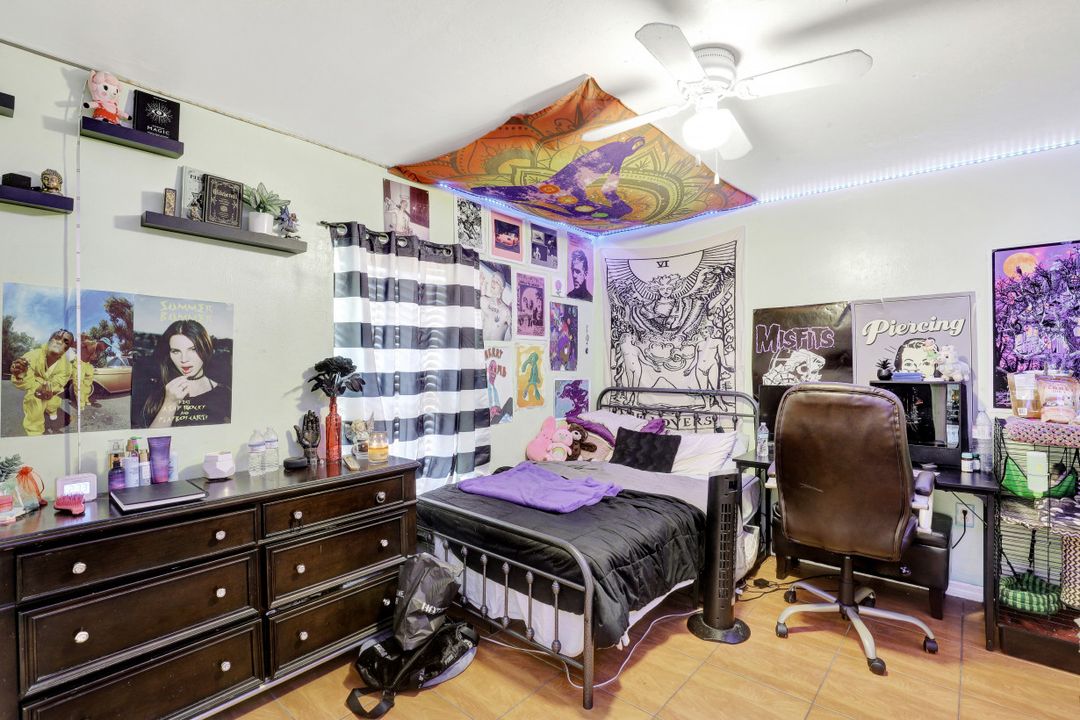 2854 NW 3rd Pl, Cape Coral, FL 33993