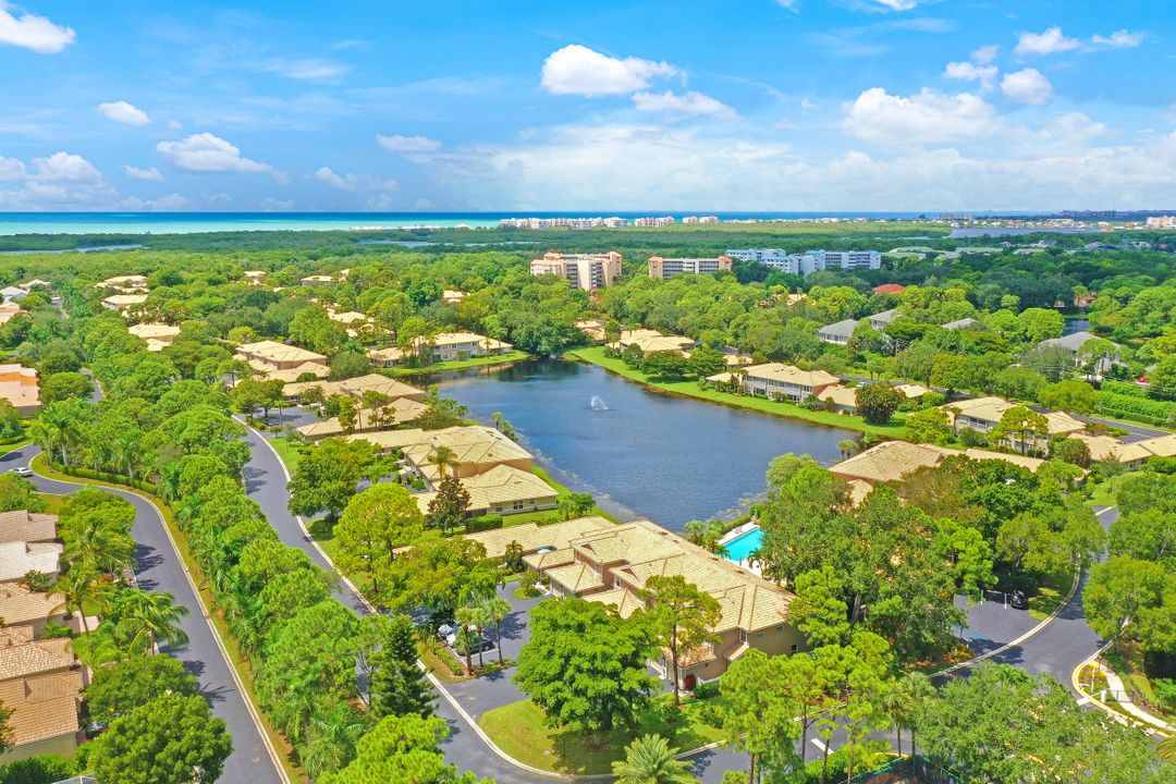 290 Emerald Bay Cir #L-2, Naples, FL 34110