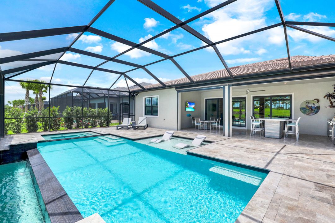 19264 Aqua Shore Dr, Fort Myers, FL 33913