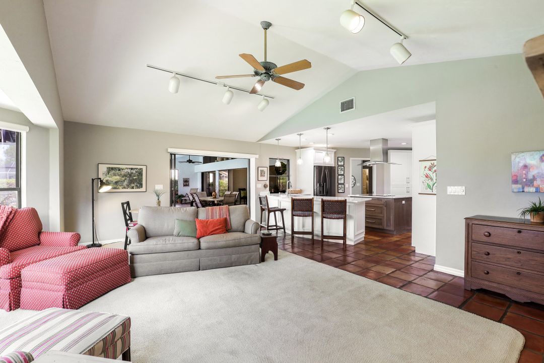 381 Henley Dr, Naples, FL 34104