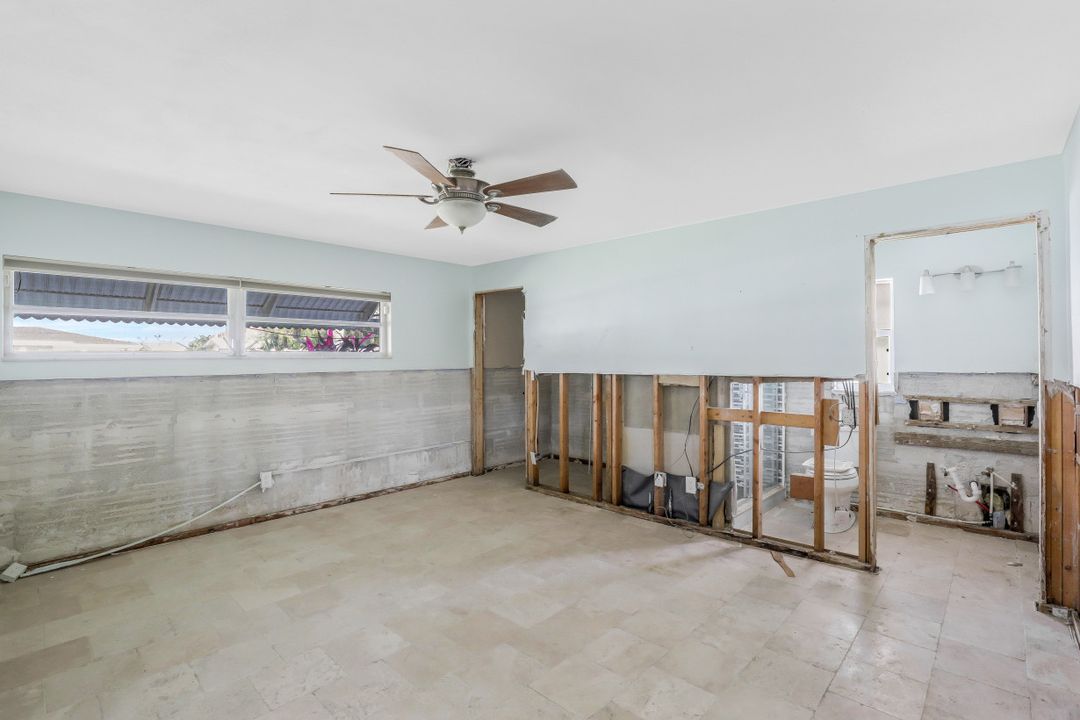 229 Bayshore Dr, Cape Coral, FL 33904