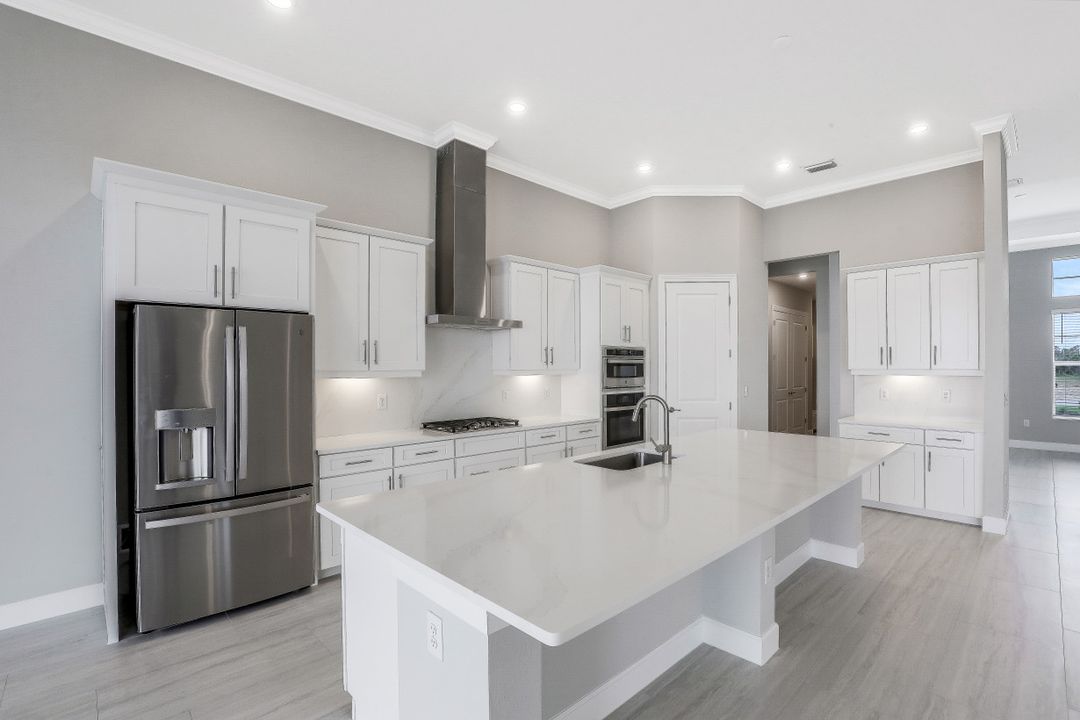 18645 WildBlue Blvd, Fort Myers, FL 33913