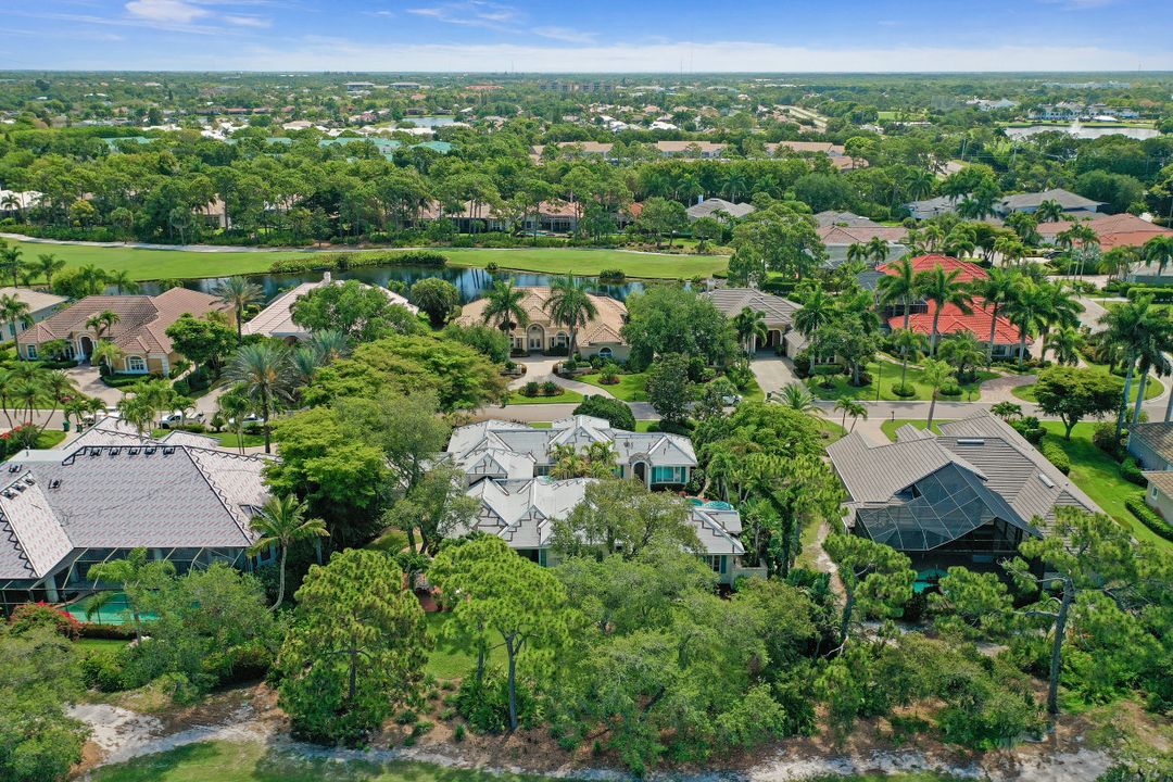 185 Cheshire Way, Naples, FL 34110