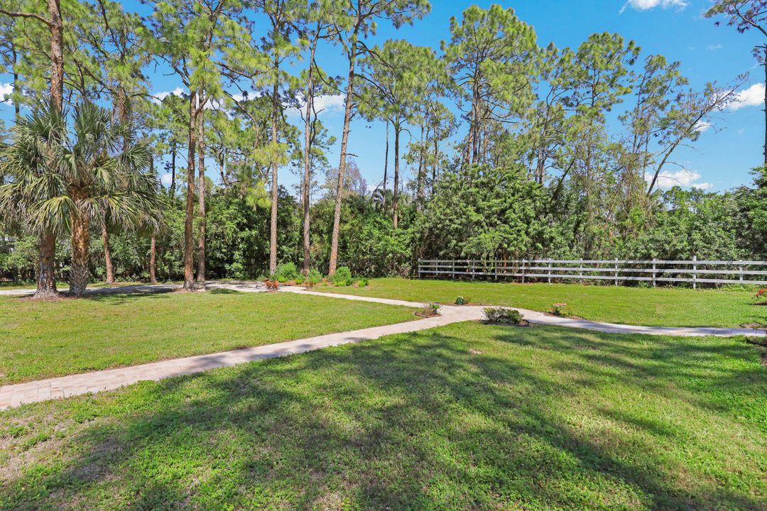 25063 Luci Dr, Bonita Springs, FL 34135