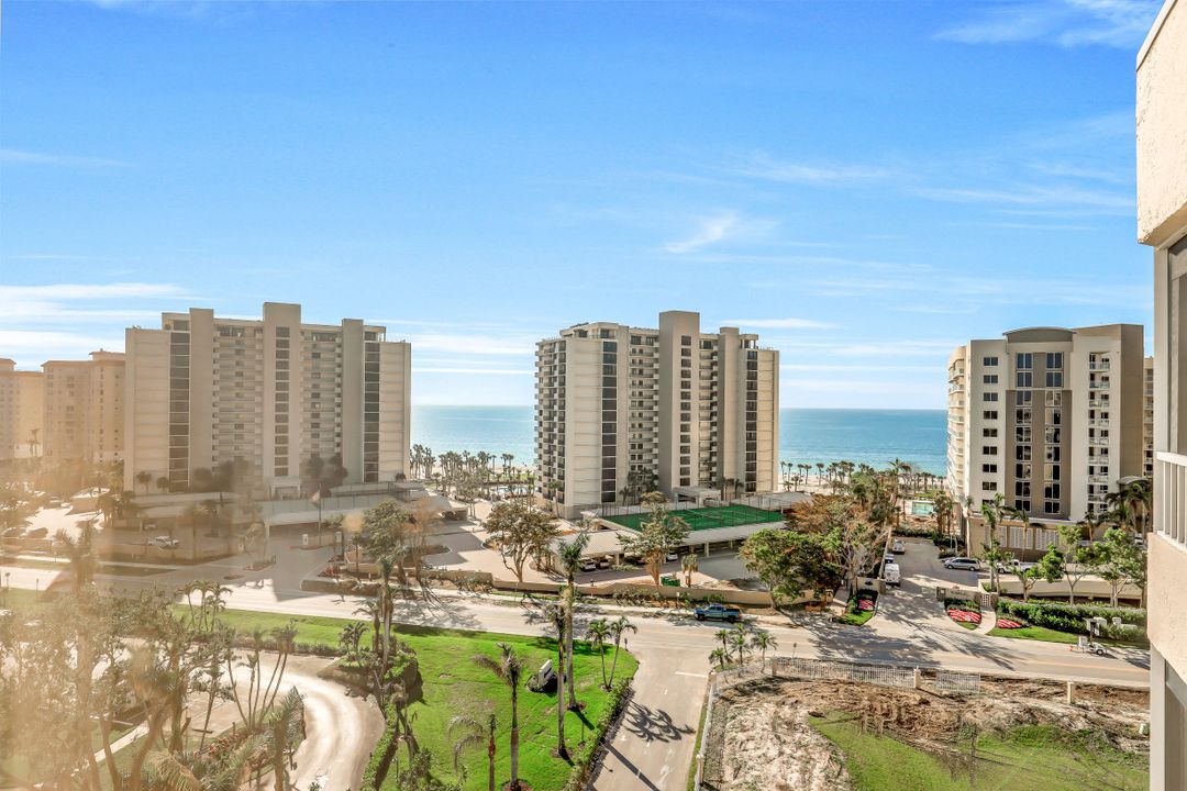 11116 Gulf Shore Dr #904, Naples, FL 34108