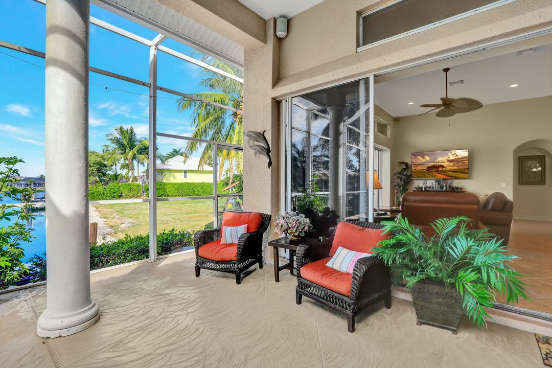 138 S Bahama Ave, Marco Island, FL 34145