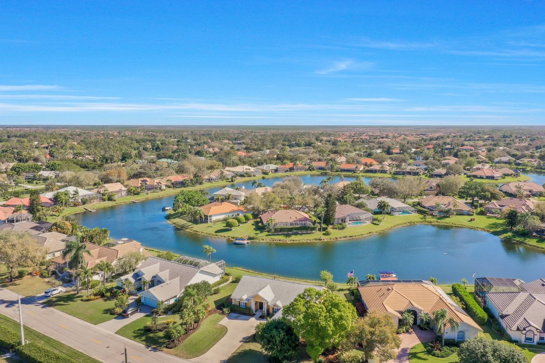 11708 Longshore Way W, Naples, FL 34119