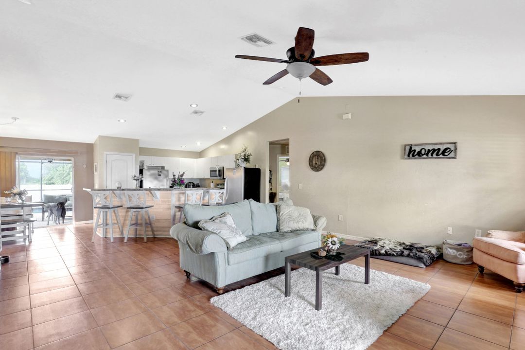 2854 NW 3rd Pl, Cape Coral, FL 33993