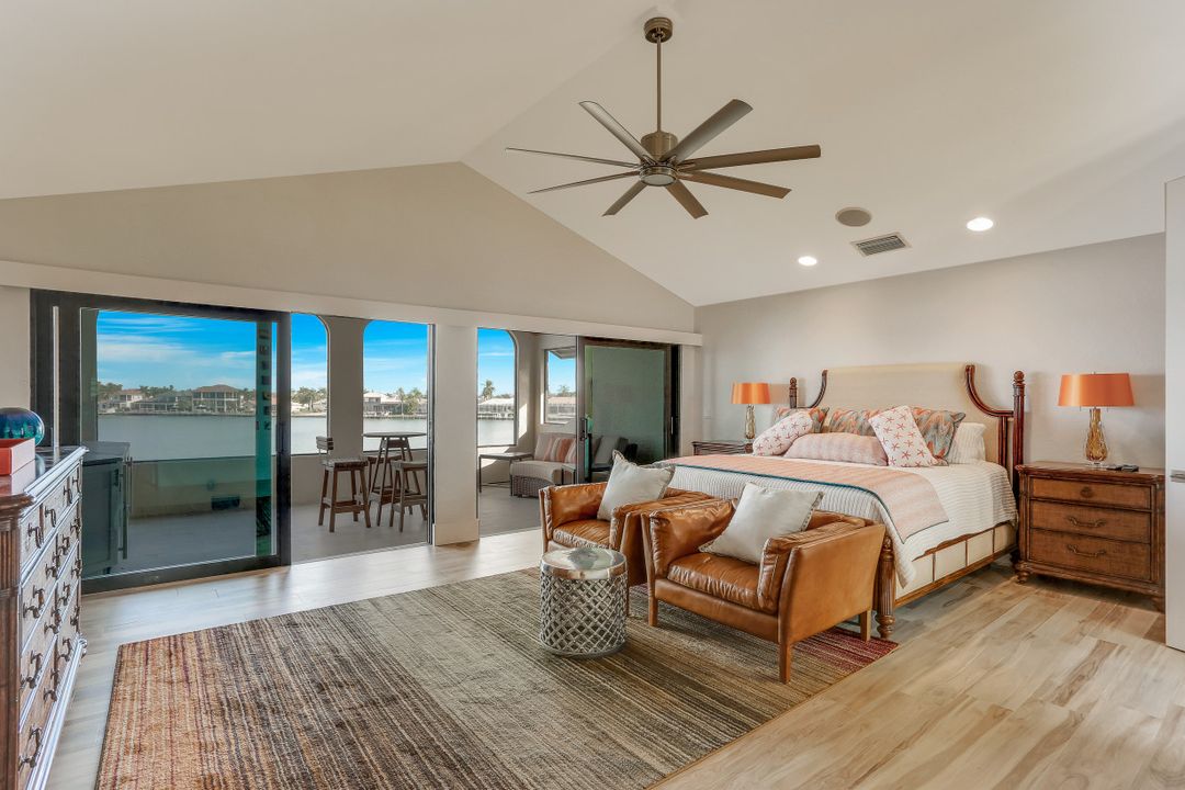 495 Thorpe Ct, Marco Island, FL 34145