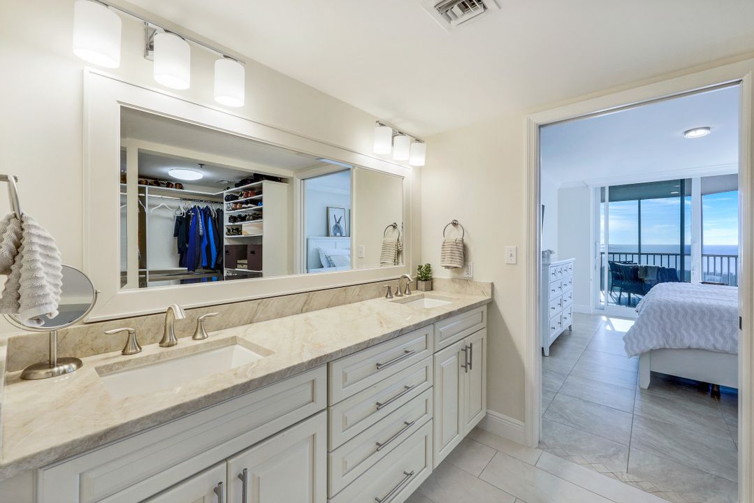 6585 Nicholas Blvd  #1803, Naples, FL 34108
