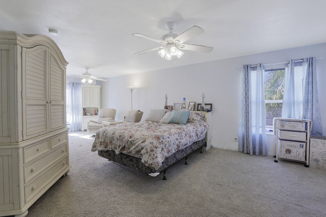 8752 Fawn Ridge Dr, Fort Myers, FL 33912