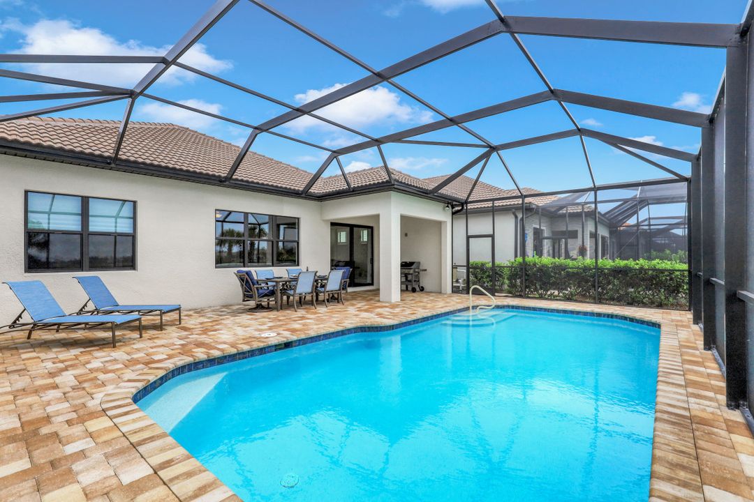 2765 Amaranda Ct, Naples, FL 34114