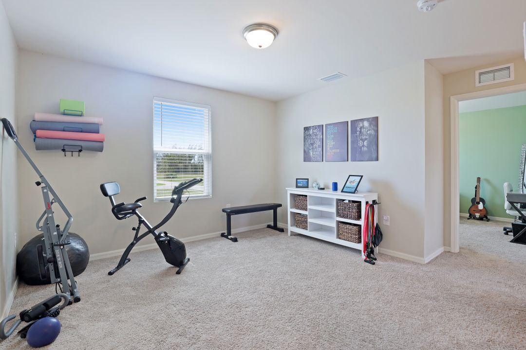 1926 NW 22nd Ave, Cape Coral, FL 33993