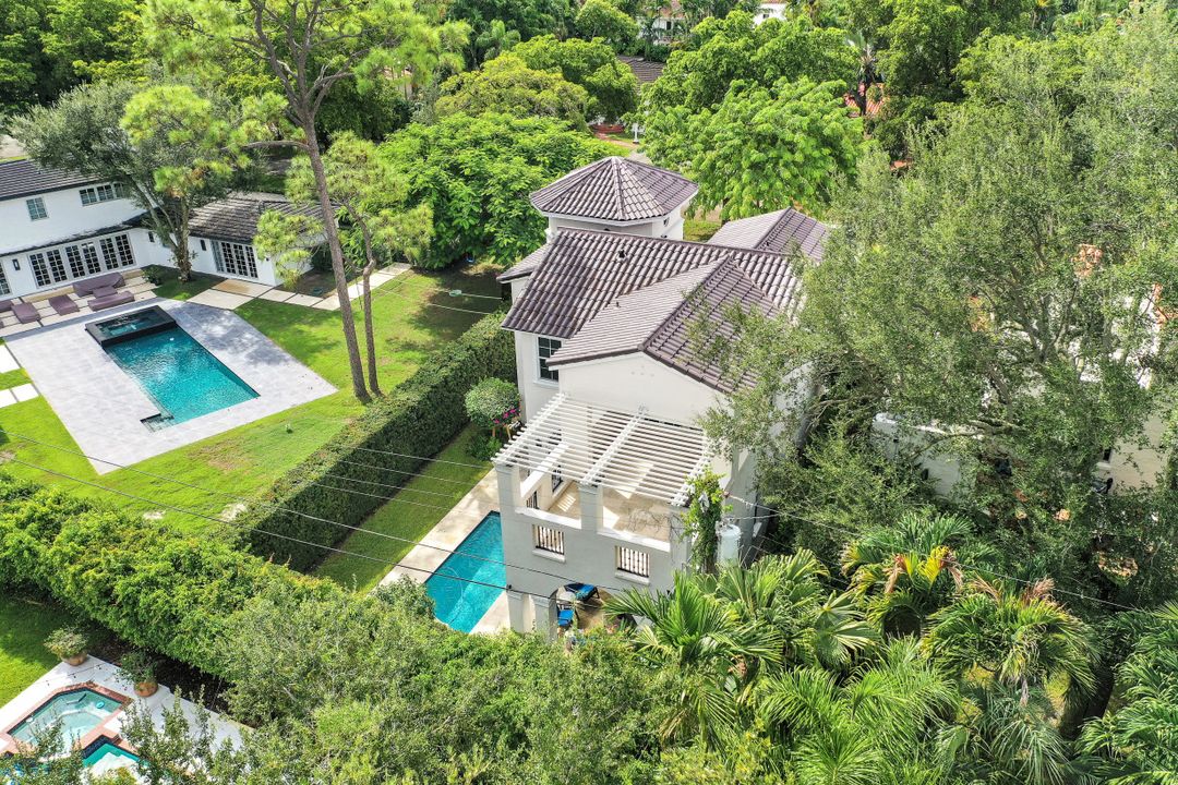 1539 Plasentia Ave, Coral Gables, FL 33134