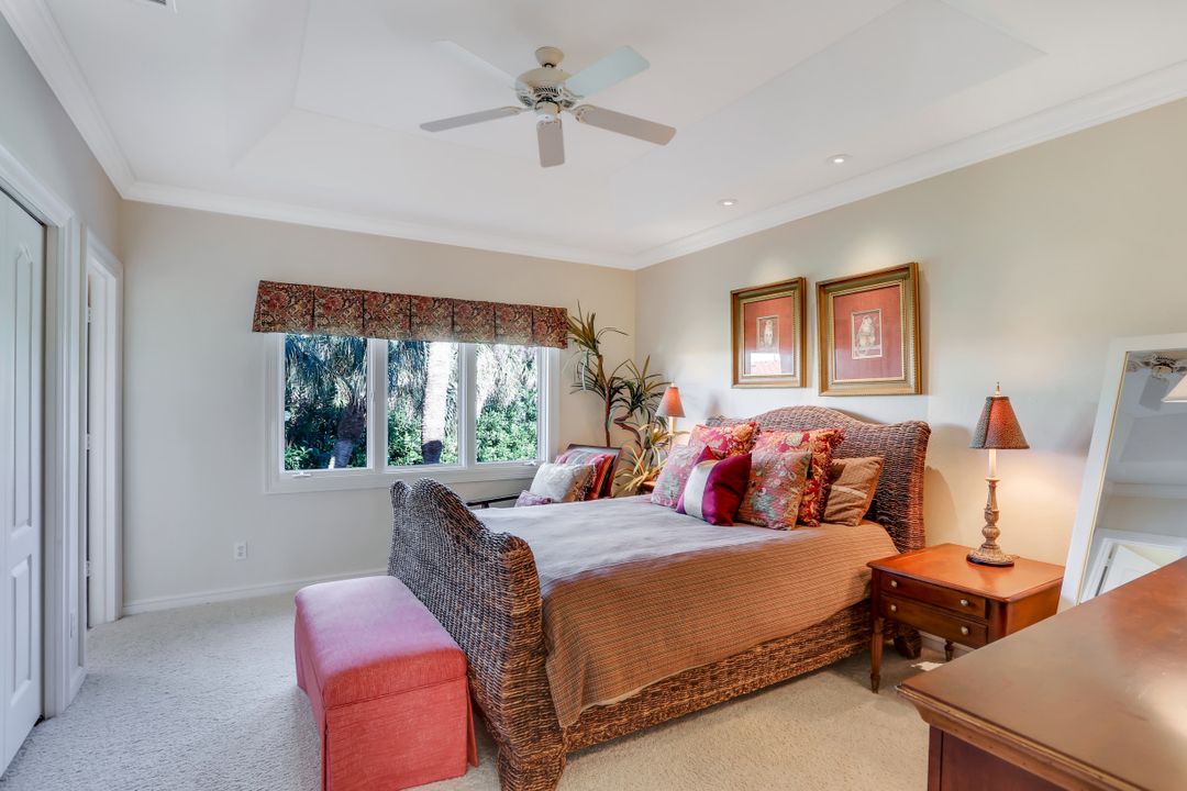 4309 Brynwood Dr, Naples, FL 34119