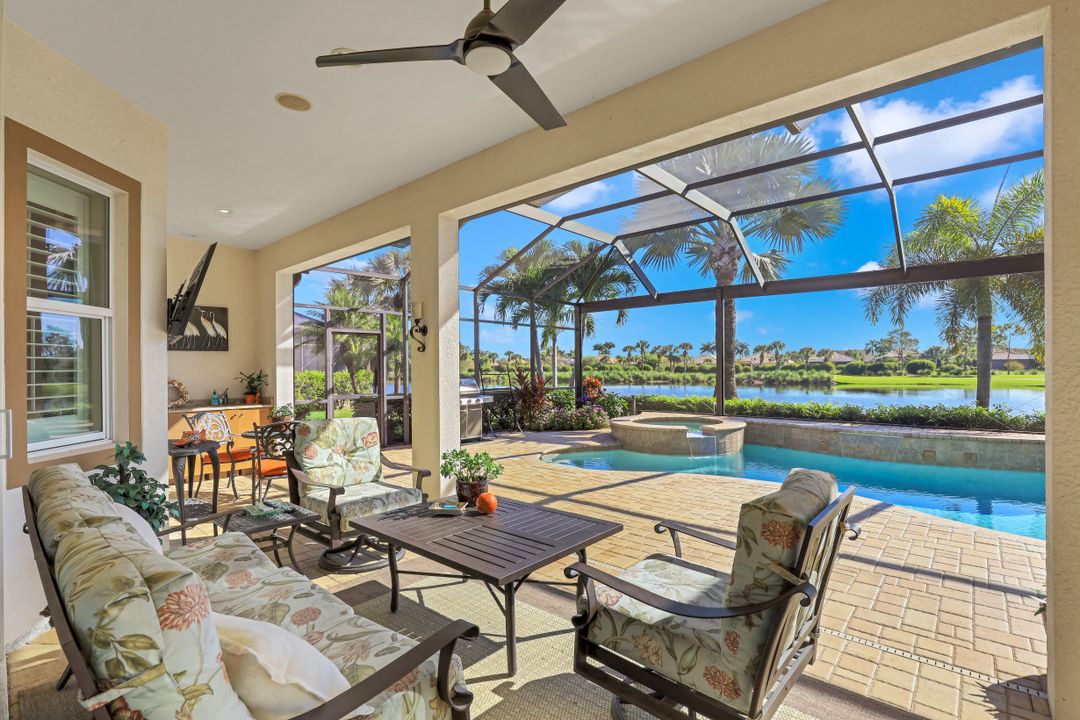 9661 Cobalt Cove Cir, Naples, FL 34120