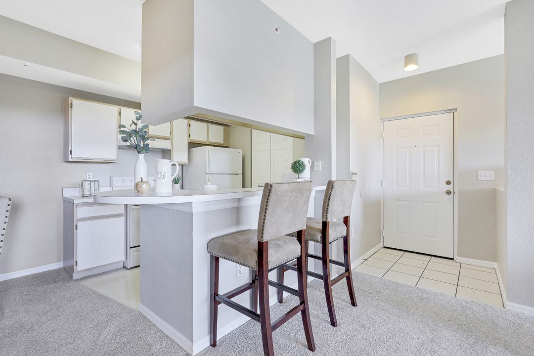 6481 Aragon Way #305, Fort Myers, FL 33966