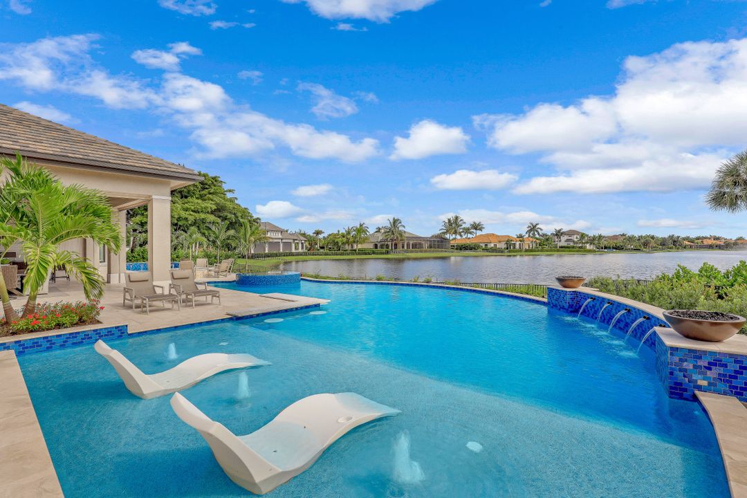 5937 Sunnyslope Dr, Naples, FL 34119