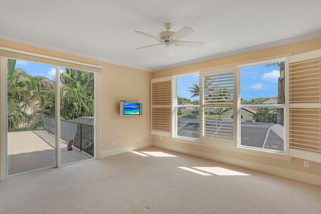 232 Point Salerno, Naples, FL 34108