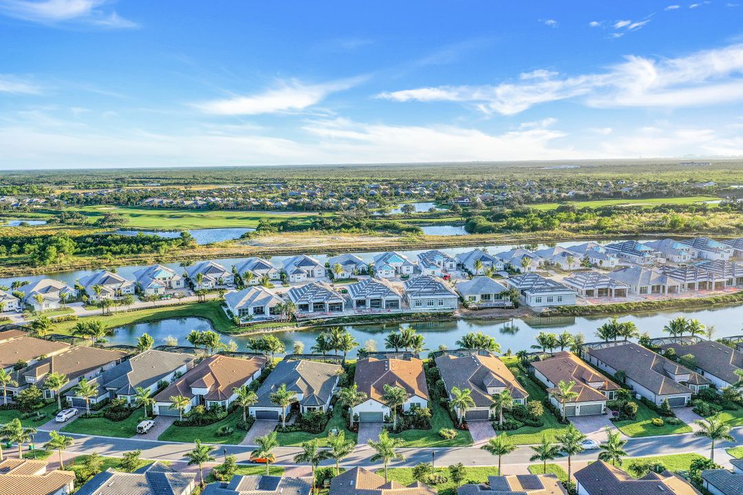 3274 Belon Ln, Naples, FL 34114