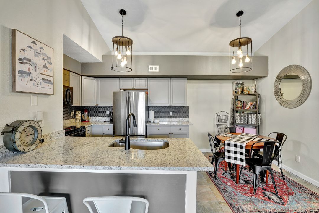 13521 Eagle Ridge Dr #127, Fort Myers, FL 33912