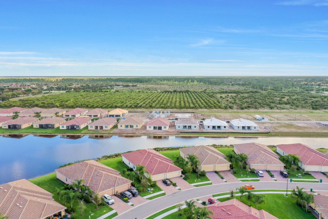 2026 Tamarron Ln, Naples, FL 34120