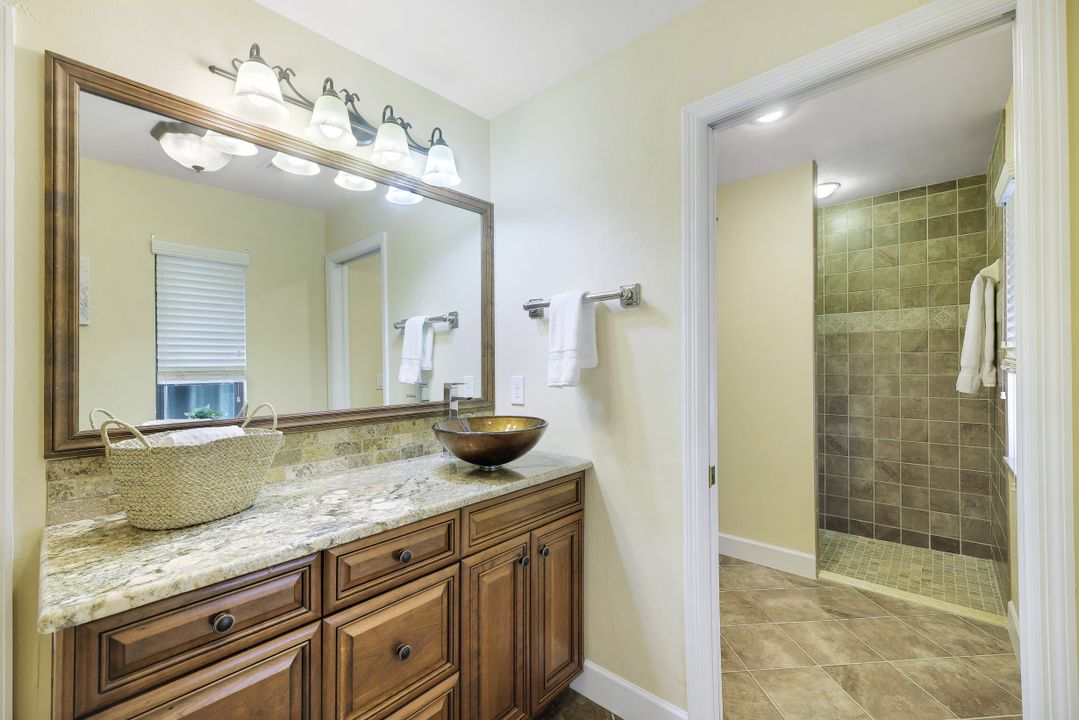 1427 SW 53rd Ln, Cape Coral, FL 33914