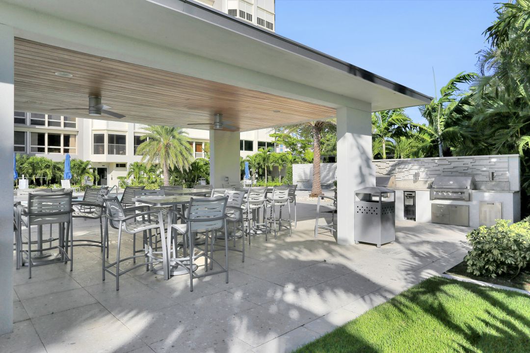4051 Gulf Shore Blvd N #1101, Naples, FL 34103