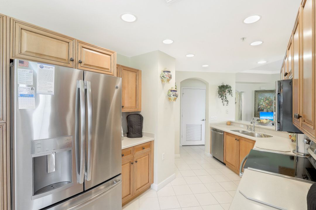 3074 Windsong Ct #503, Naples, FL 34109