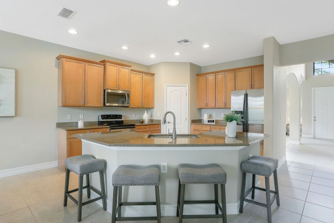 12435 Country Day Cir, Fort Myers, FL 33913