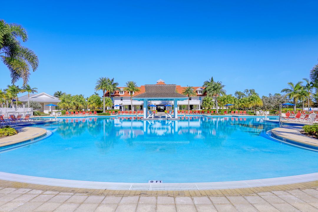 5855 Haiti Dr, Naples, FL 34112