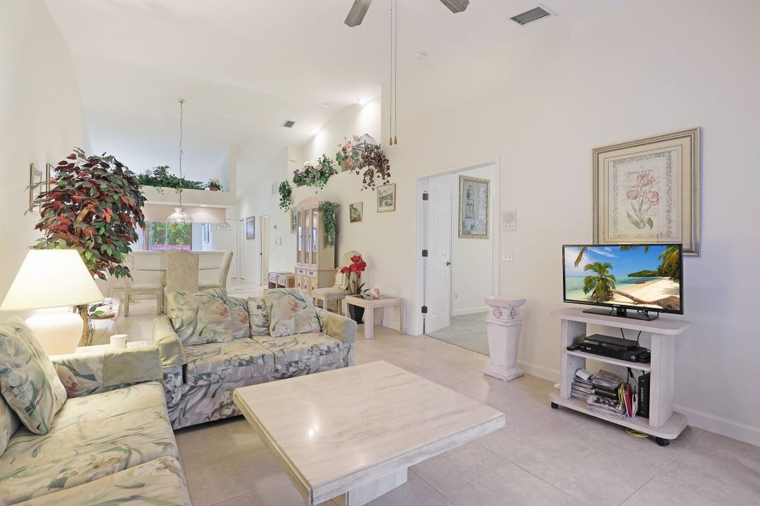 1650 Windy Pines Dr #8, Naples, FL 34112