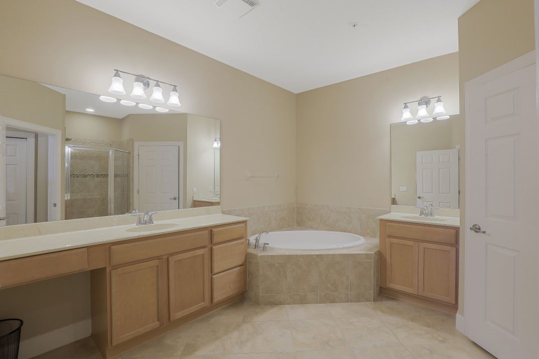 9532 Ironstone Terrace, Naples, FL 34120