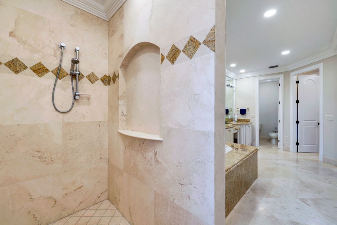 3351 Oak Hammock Ct, Bonita Springs, FL 34134