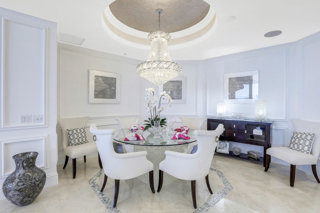 940 Cape Marco Dr #1904, Marco Island, FL 34145