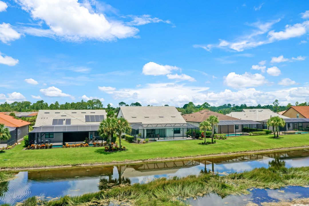 9373 Surfbird Ct, Naples, FL 34120