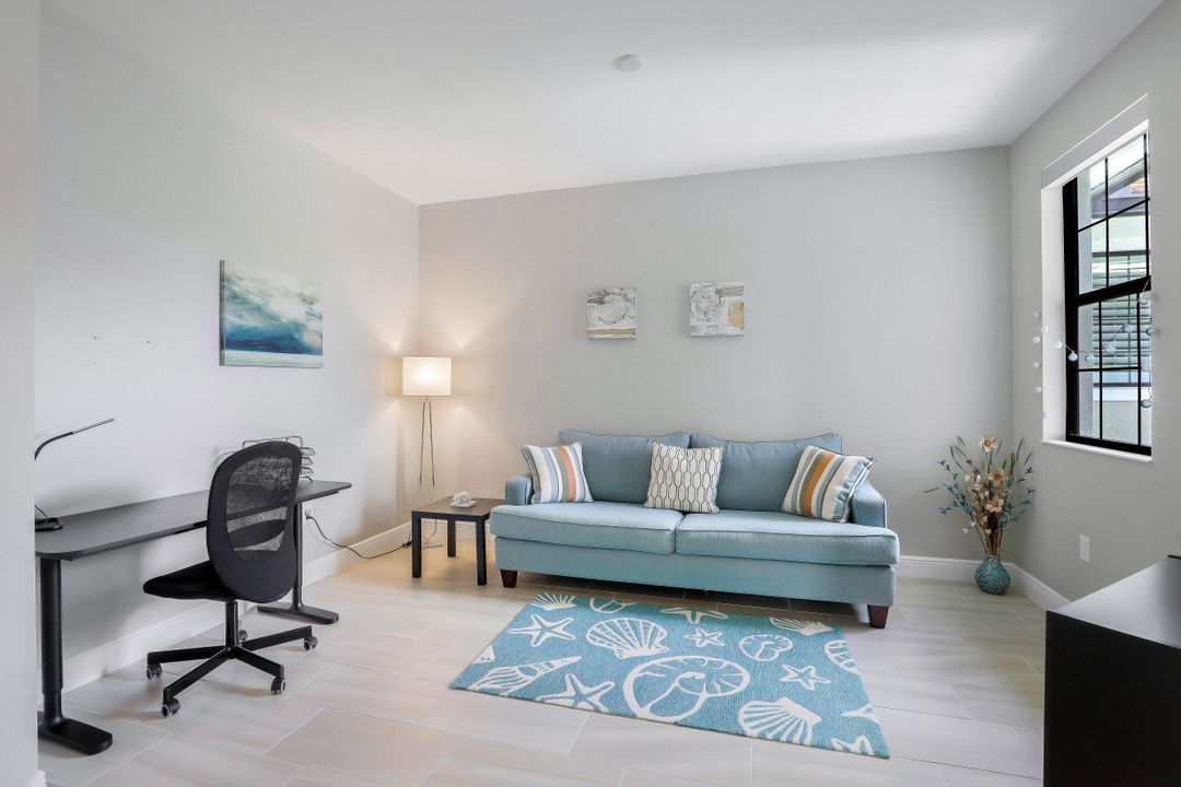 2181 Frangipani Cir  #201, Naples, FL 34120