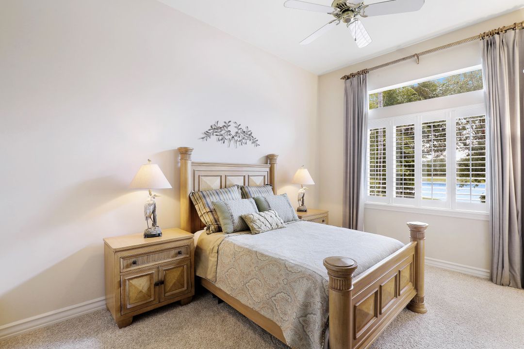 10590 Glen Lakes Dr, Bonita Springs, FL 34135