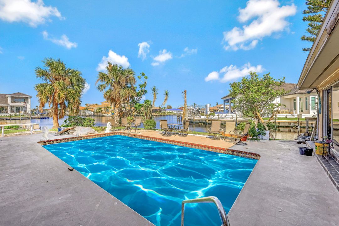 101 El Dorado Pkwy E, Cape Coral, FL 33904