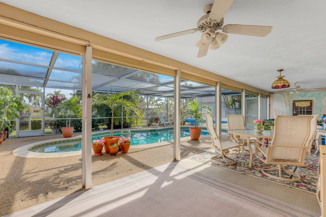 4933 SW 11th Ct, Cape Coral, FL 33914