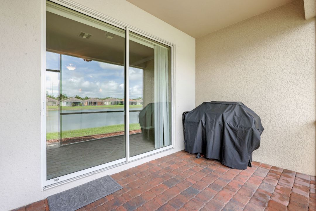 11435 Icarus Cir, Lehigh Acres, FL 33971