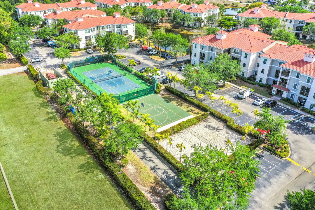 23600 Walden Center Dr #202, Estero, FL 34134