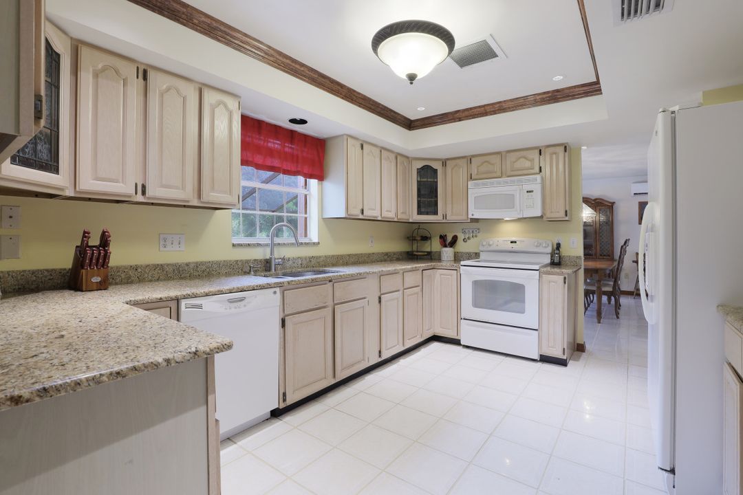 19930 Burgundy Farms Rd, Estero, FL 33928