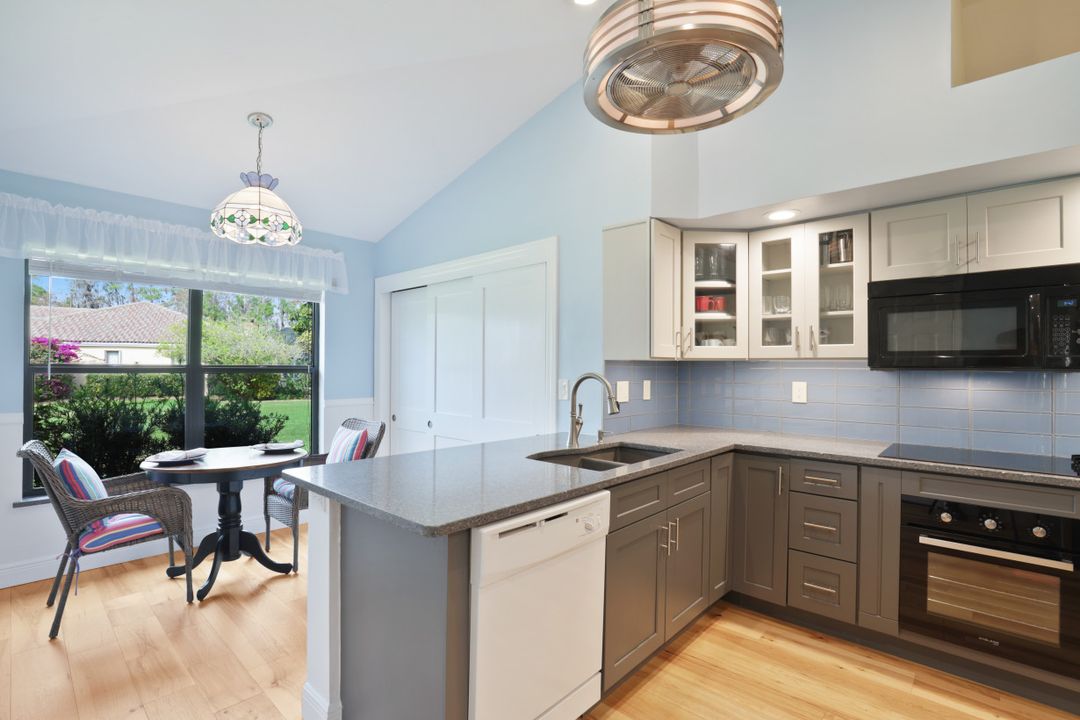 12690 Glen Hollow Dr, Bonita Springs, FL 34135