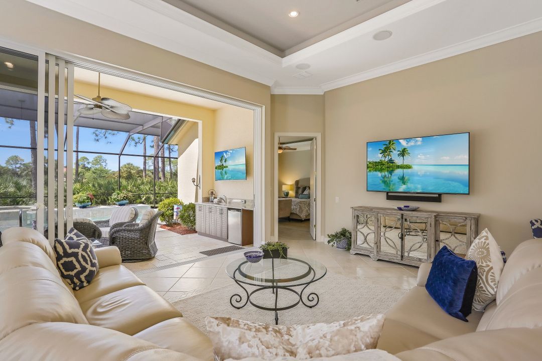 28637 Pienza Ct, Bonita Springs, FL 34135