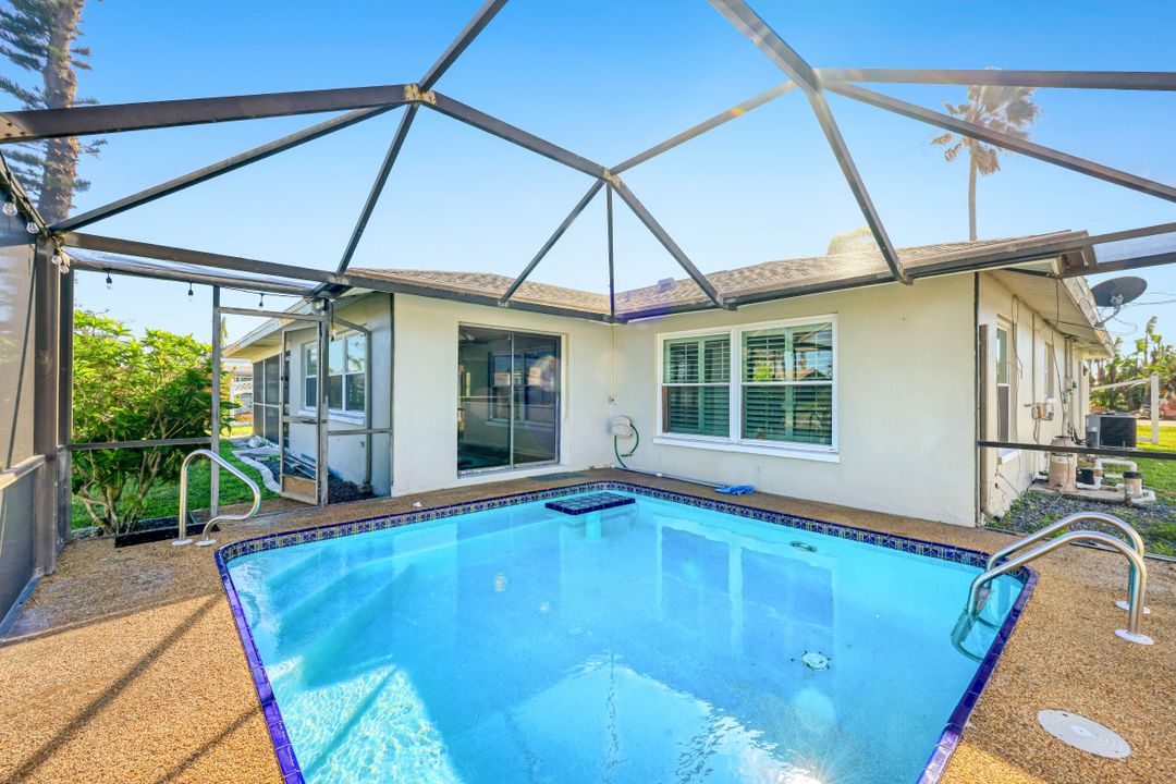 109 SE 42nd Terrace, Cape Coral, FL 33904