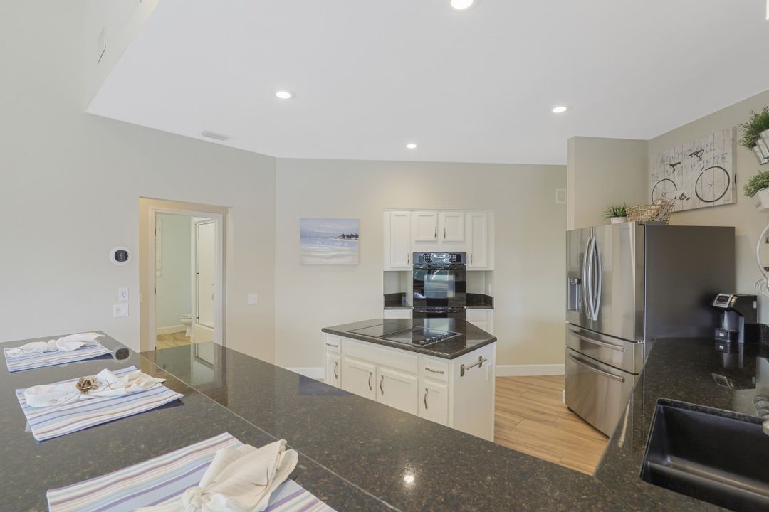 278 Sunflower Ct, Marco Island, FL 34145