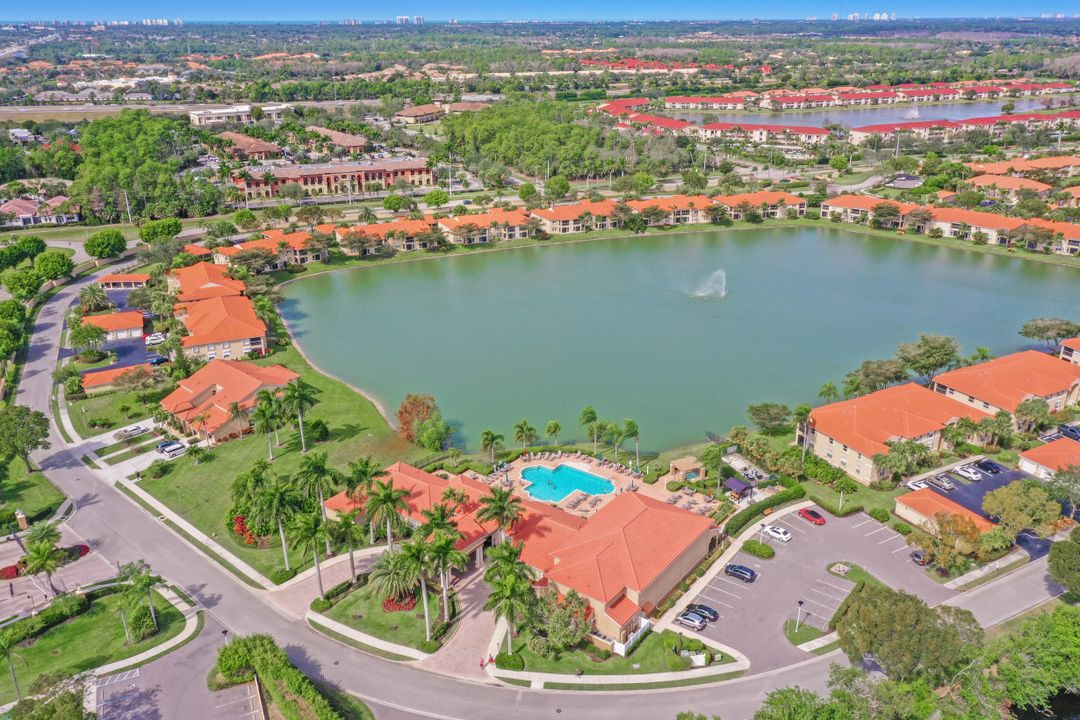 6528 Huntington Lakes Cir #203, Naples, FL 34119