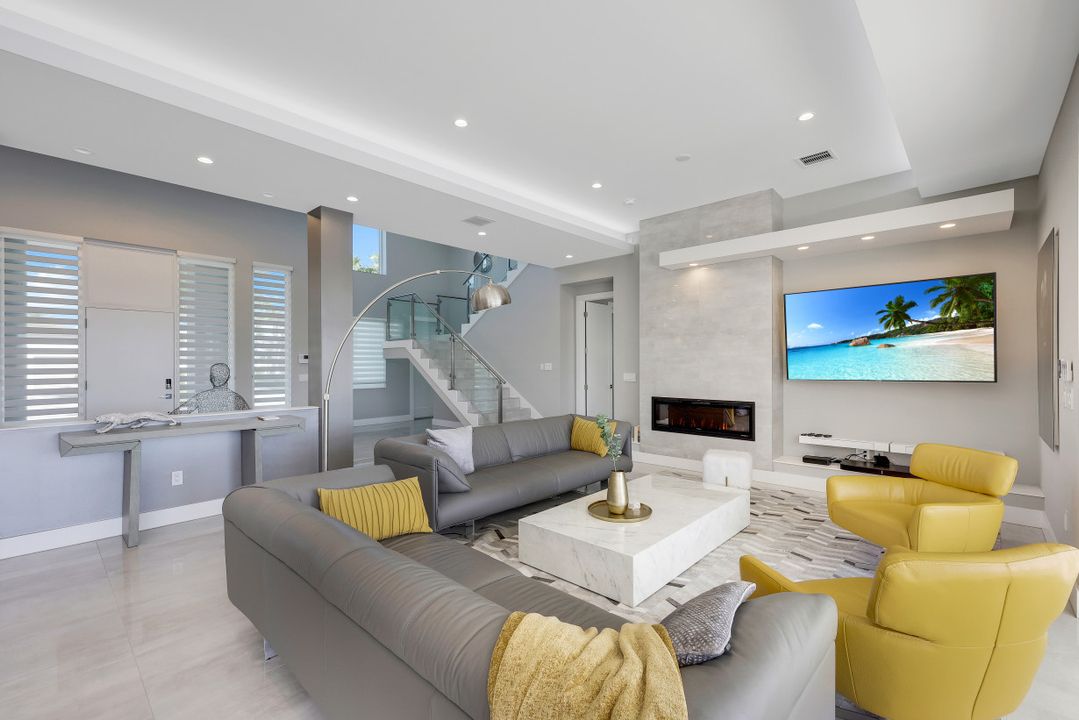 5210 SW 28th Pl, Cape Coral, FL 33914